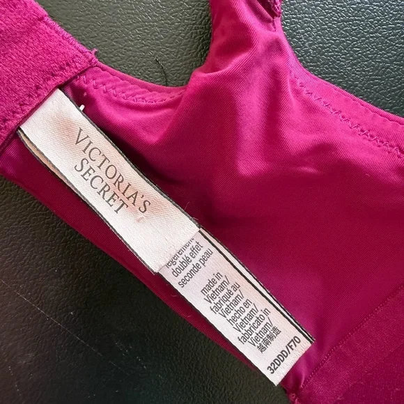 Victoria's Secret 32DDD/F70 T-Shirt Lightly Lined Wireless Shine Strap Bra - Picture 6 of 6